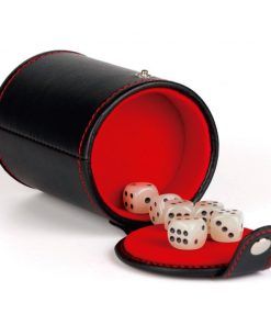 cubilete en biocuero-casino-cuero-cuerina-entretenimiento-juego de mesa-sala de juego-poker